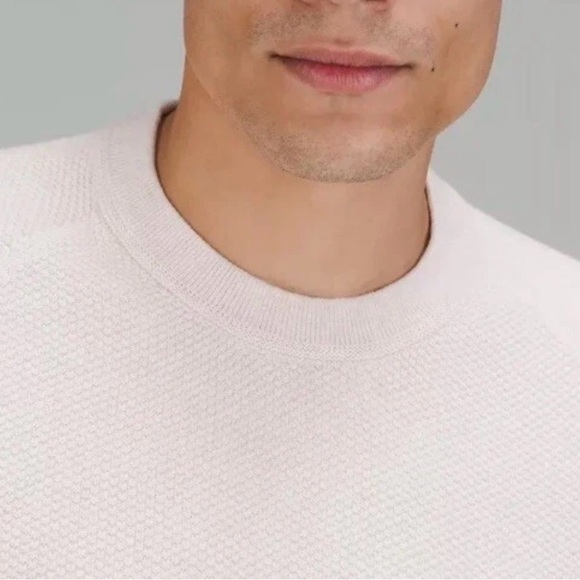 lululemon athletica Men's Ivory Textured Knit Crewneck Sweater Size M - Picture 4 of 9